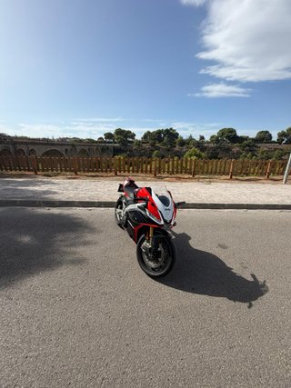 Aprilia RSV4 Factory SE-09 Sbk