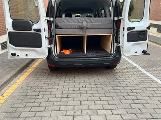 Dacia Dokker 2019 +camperizada en 10 minutos