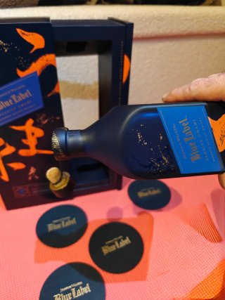 Bottiglia vuota Johnnie Walker Blue Label Umami