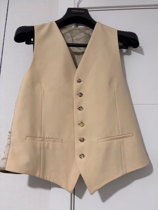 Chaqué Pedro del Hierro Negro con Chaleco Beige