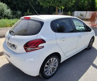 Peugeot 208 2018