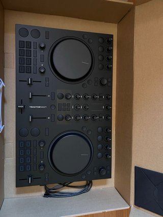 Traktor Kontrol MX2 + Sofware