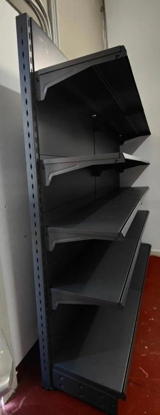ESTANTERÍA METÁLICA DE CHAPA PARA TIENDAS