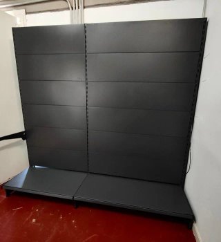 ESTANTERÍA METÁLICA DE CHAPA PARA TIENDAS