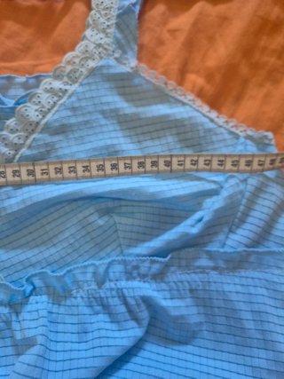 Camisón celeste con encaje