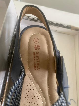 Sandalias cómodas nuevas