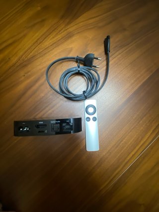 Apple TV 3ª Gen + Mando