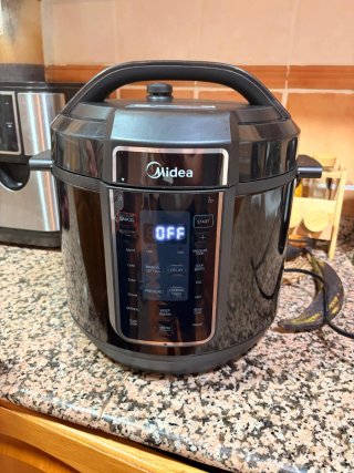 Olla Eléctrica Midea 9 en 1