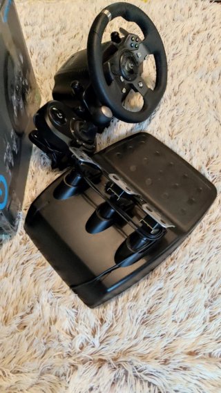 Volante Logitech G920 C/ Pedais SimRacing playseat