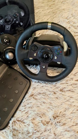 Volante Logitech G920 C/ Pedais SimRacing playseat