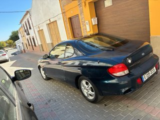 Hyundai Coupe 2001