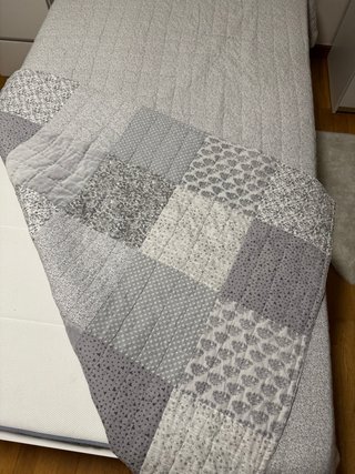 Colcha Zara Gris y Blanca