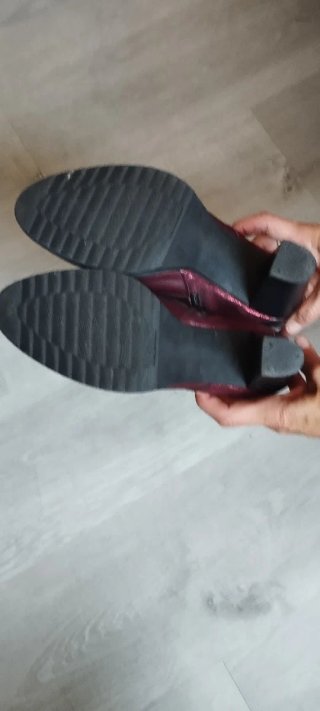 Botines Dorking Piel en granate