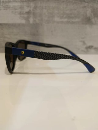 Gafas de sol polarizadas negras y azules