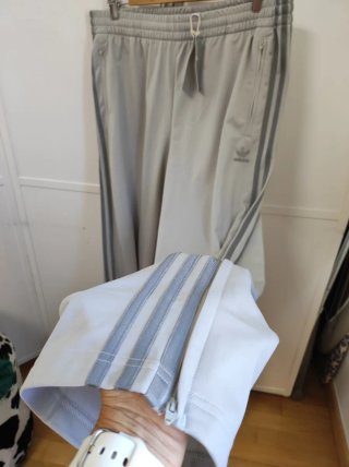 Pantalón Adidas firebird JP2538, Gris