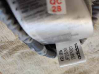 Pantalón Adidas firebird JP2538, Gris