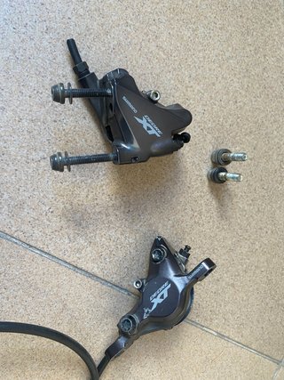 JUEGO COMPLETO Frenos Shimano XT M8100