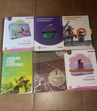SE VENDEN LIBROS DE 1° DE BACHILLERATO