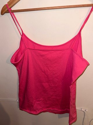 Camiseta rosa tirantes