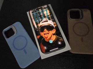 Ordenador de mesa AMD + iPhone 16 Pro Max 256