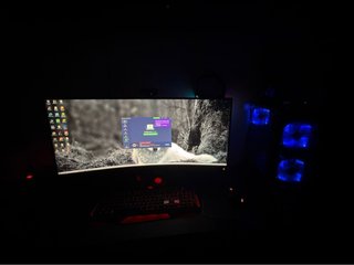 Ordenador de mesa AMD + iPhone 16 Pro Max 256