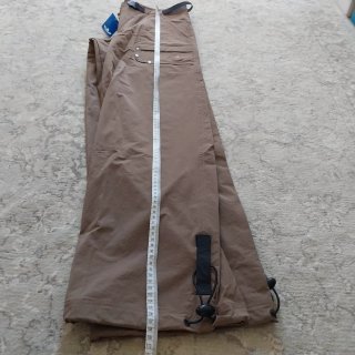 Pantalón Adidas Marrón Cargo