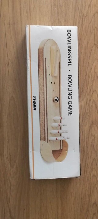 Juegos de madera: Bolos y Baloncesto