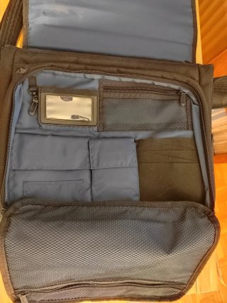 Maletín Targus portátil 15,6"