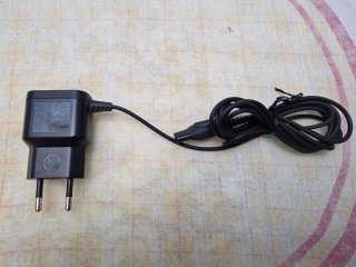 AC/DC ADAPTOR MODELO :HQ8505  CARGADOR ESTUFA NEGR