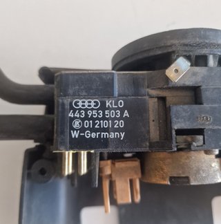Conjunto de mandos columna dirección Audi 100