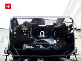 YAMAHA MT 09 SP 2024 37829 kms.