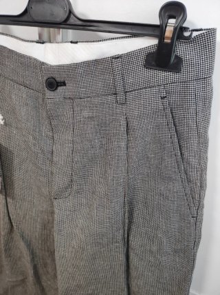 Pantalón Zara pata de gallo, pinzas, ideal traje