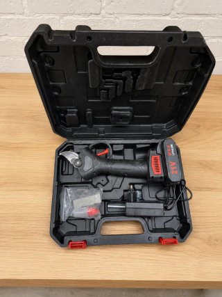 Tesoura de Poda Elétrica 21V