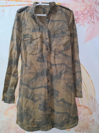 Vestido militar Stradivarius Talla S