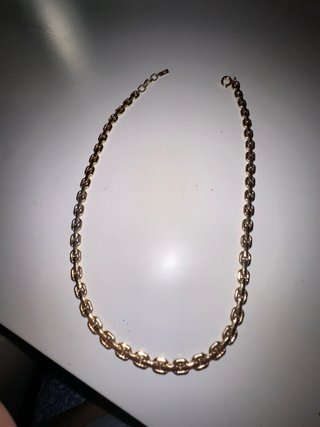 Cadena Zara Color Oro