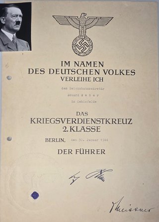 Documento WWII Cruz Mérito + facsímil Hitler