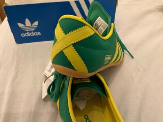 Zapatillas Adidas Verde y Amarillo Talla 38