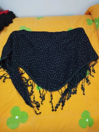 Pañuelo cuello negro con puntos blancos