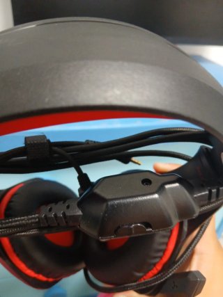 Auriculares Gaming Negros y Rojos