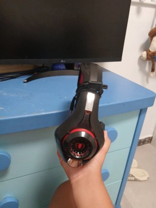 Auriculares Gaming Negros y Rojos