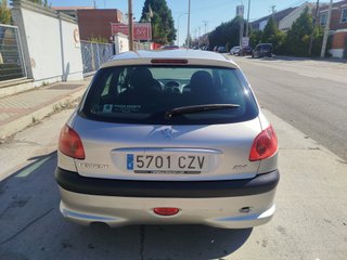 Peugeot 206 2004