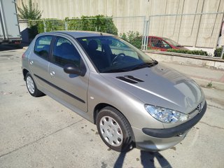 Peugeot 206 2004