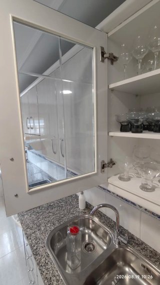 Vendo cocina completa y mesa
