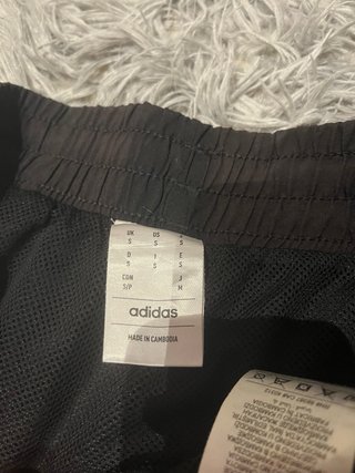 Pantalón corto deportivo Adidas negro