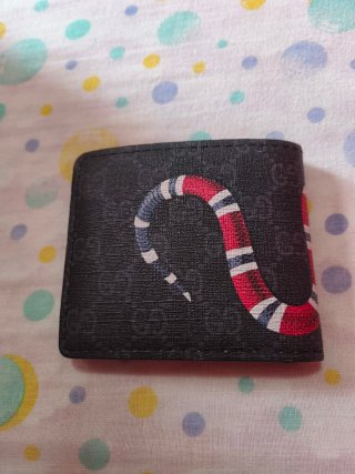 Portafoglio Gucci con serpente