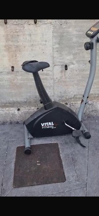 Bicicleta estática Vital Fitness