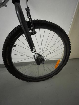 Bicicleta Btwin Rockrider 300