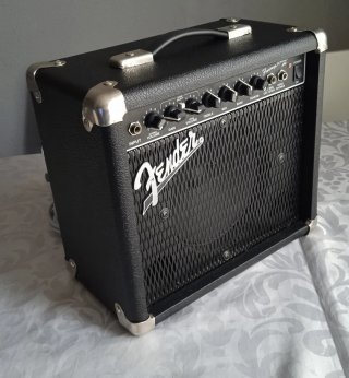Amplificador Fender Frontman Reverb 38W