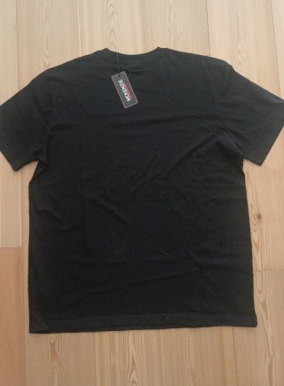 T-shirt McKenzie preta tamanho L