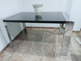 Mesa extensible salón cristal y metal